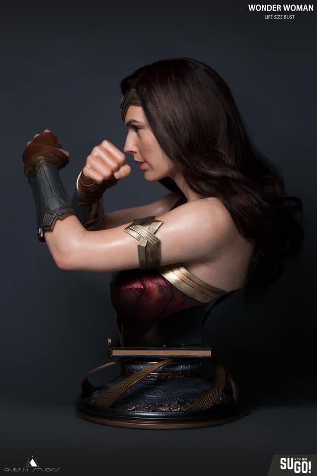 Wonder Woman 1:1 Lifesize Bust - Queen Studios (Official)