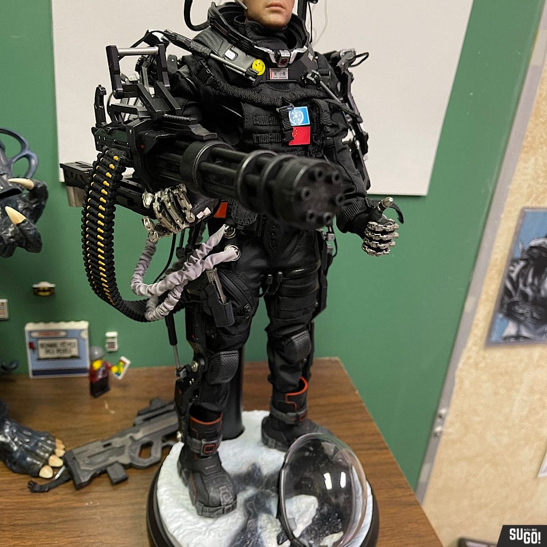 Damtoys x The Wandering Earth CN171-11 Rescue Unit Member Zhang Xiaoqiang 1/6 Figure DMS035 photo review