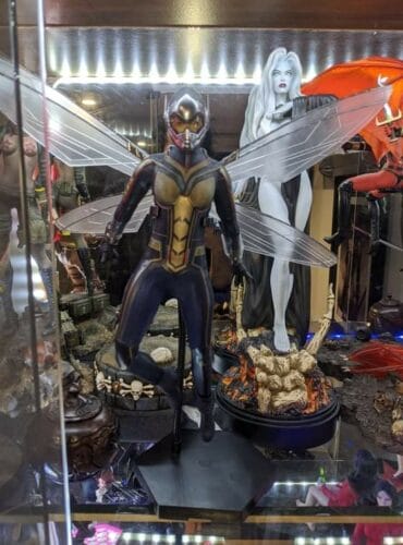Hot Toys Ant-Man and the Wasp Wasp 1/6 Scale Figure MMS498 photo review