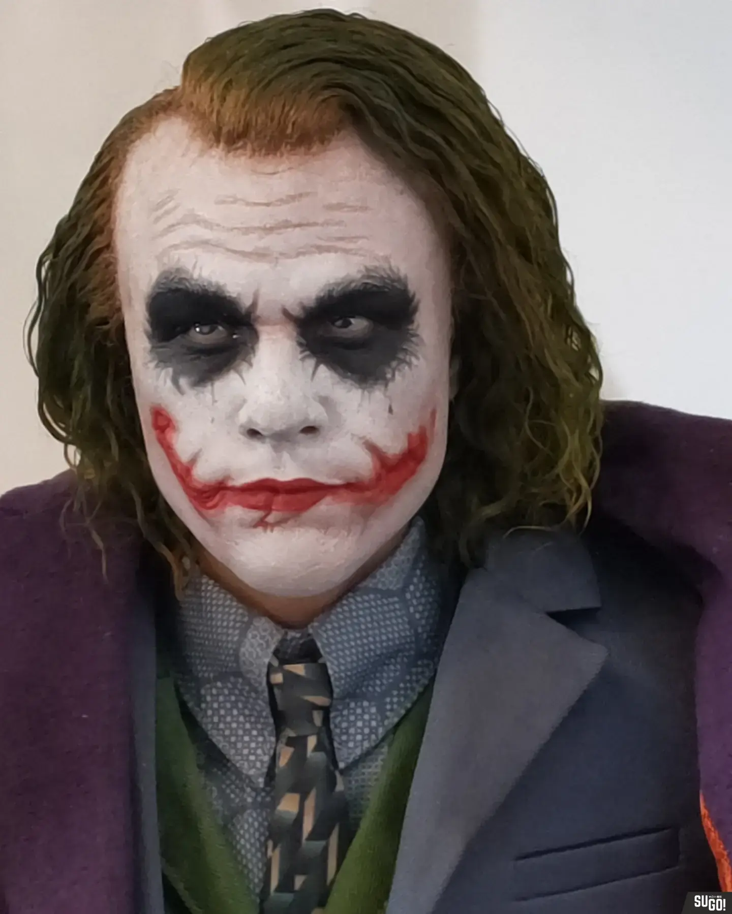 Queen Studios The Dark Knight Heath Ledger Joker 1/4 Statue Artist's Edition (Rooted Hair) photo review