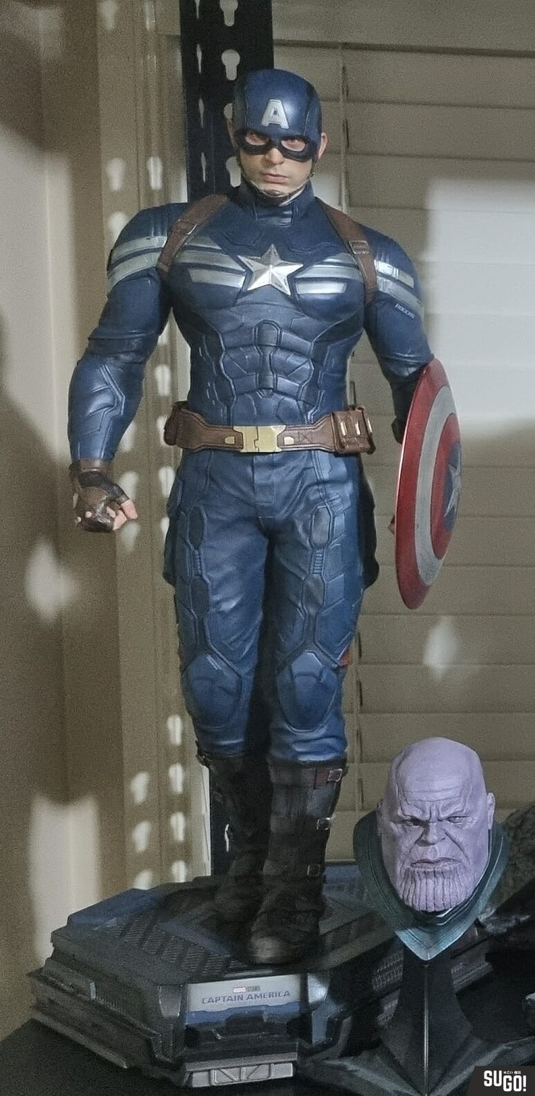 Queen Studios Marvel Captain America 1/4 Scale Premium Statue photo review