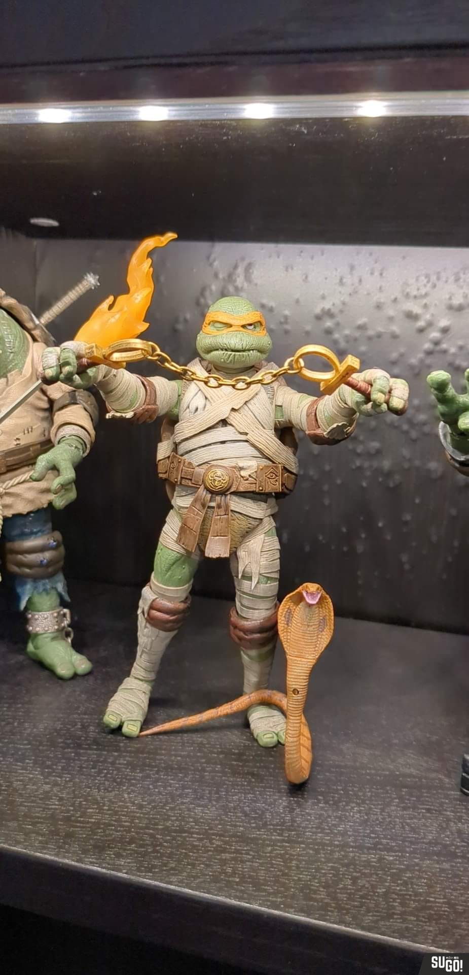Neca Universal Monsters x Teenage Mutant Ninja Turtles Ultimate Michelangelo as The Mummy photo review