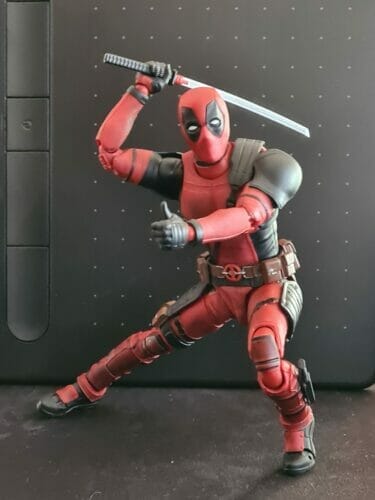 Bandai S.H.Figuarts Deadpool Deadpool SHF Action Figure photo review