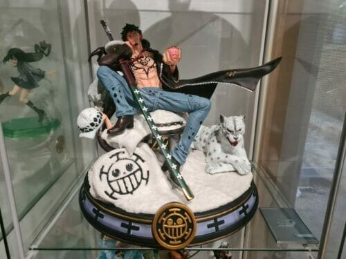 ZZDD Studio One Piece Trafalgar D Water Law GK 1/6 Scale Statue photo review