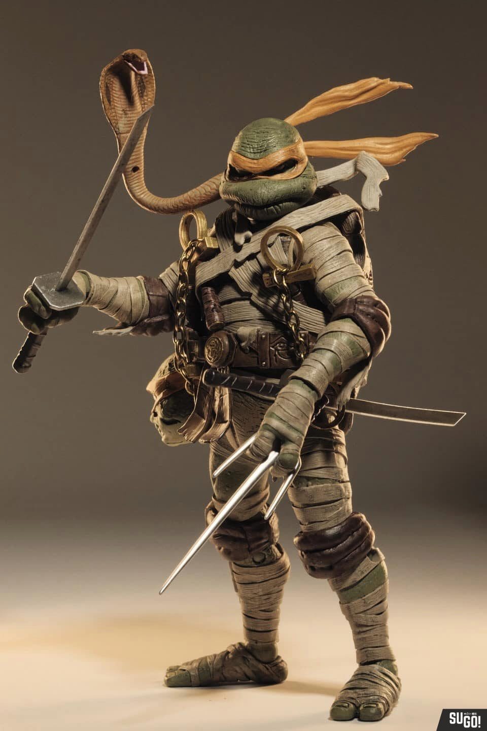 Neca Universal Monsters x Teenage Mutant Ninja Turtles Ultimate Michelangelo as The Mummy photo review
