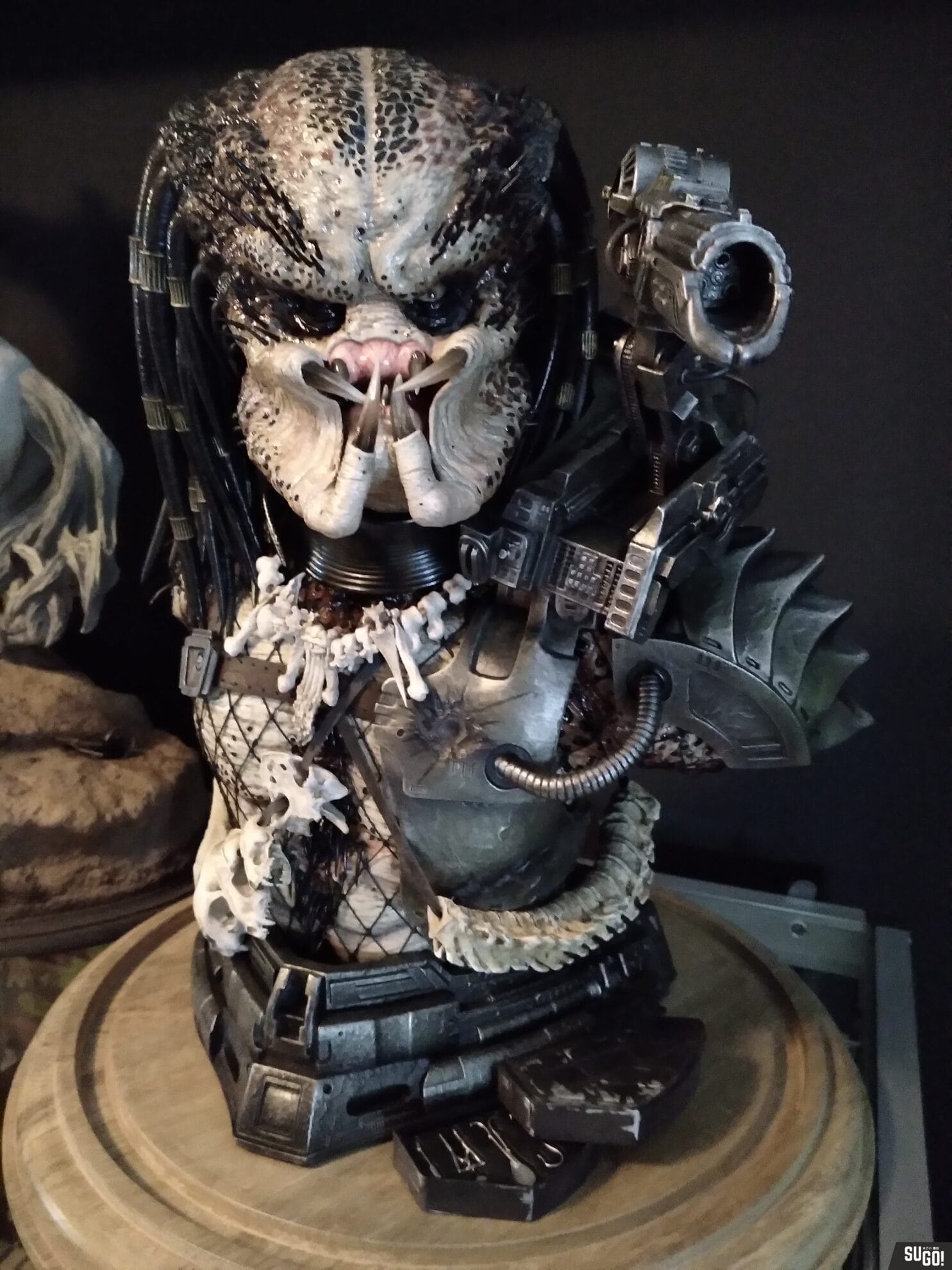 Prime 1 Studio Premium Bust Predator (Film) Jungle Hunter Predator Limited Ver. 1/3 Bust (Body Excluded) PBPR-04LM photo review