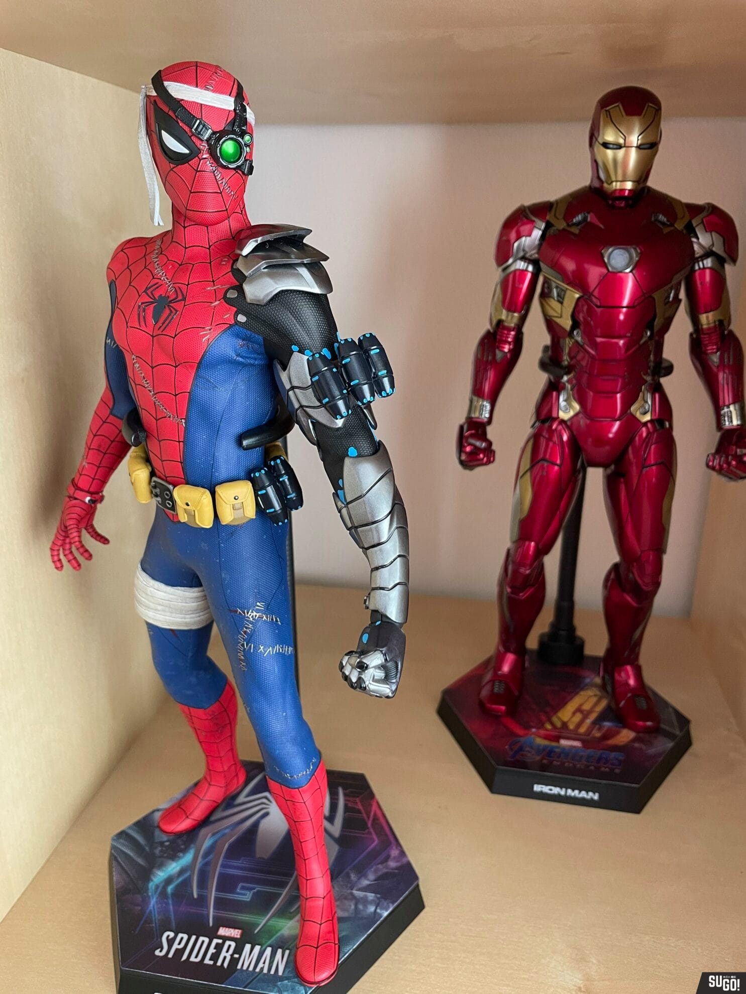 Hot Toys Marvel's Spider-Man Spider-Man (Cyborg Spider-Man Suit) 1/6 Figure VGM51 photo review