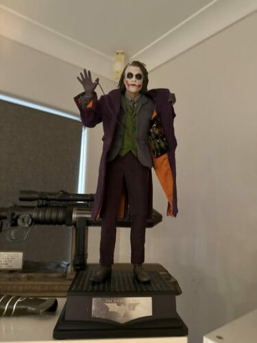 Queen Studios The Dark Knight Heath Ledger Joker 1/4 Statue Regular Edition (Sculpted Hair) [Last Batch] photo review