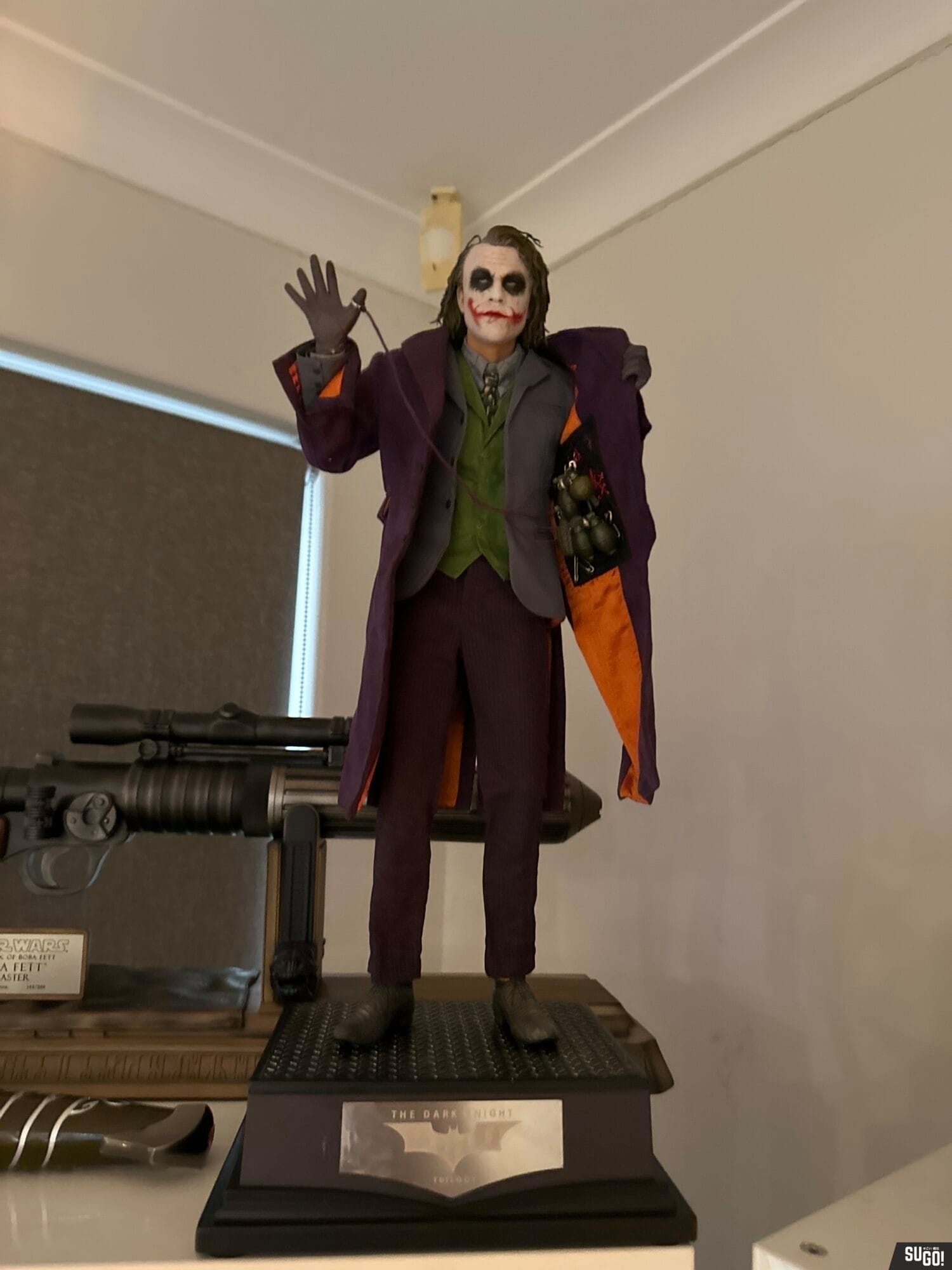 Queen Studios The Dark Knight Heath Ledger Joker 1/4 Statue Regular Edition (Sculpted Hair) [Last Batch] photo review