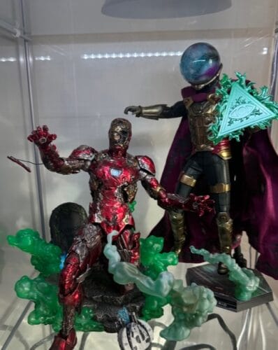 Hot Toys Spider-Man: Far From Home Mysterio’s Iron Man Illusion 1/6 Scale Figure MMS580 photo review