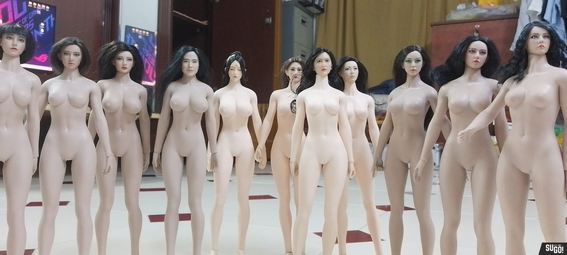 TBLeague Super-Flexible Female Seamless 1/6 Scale Suntan Skin Body (S53A/Detachable Feet) photo review