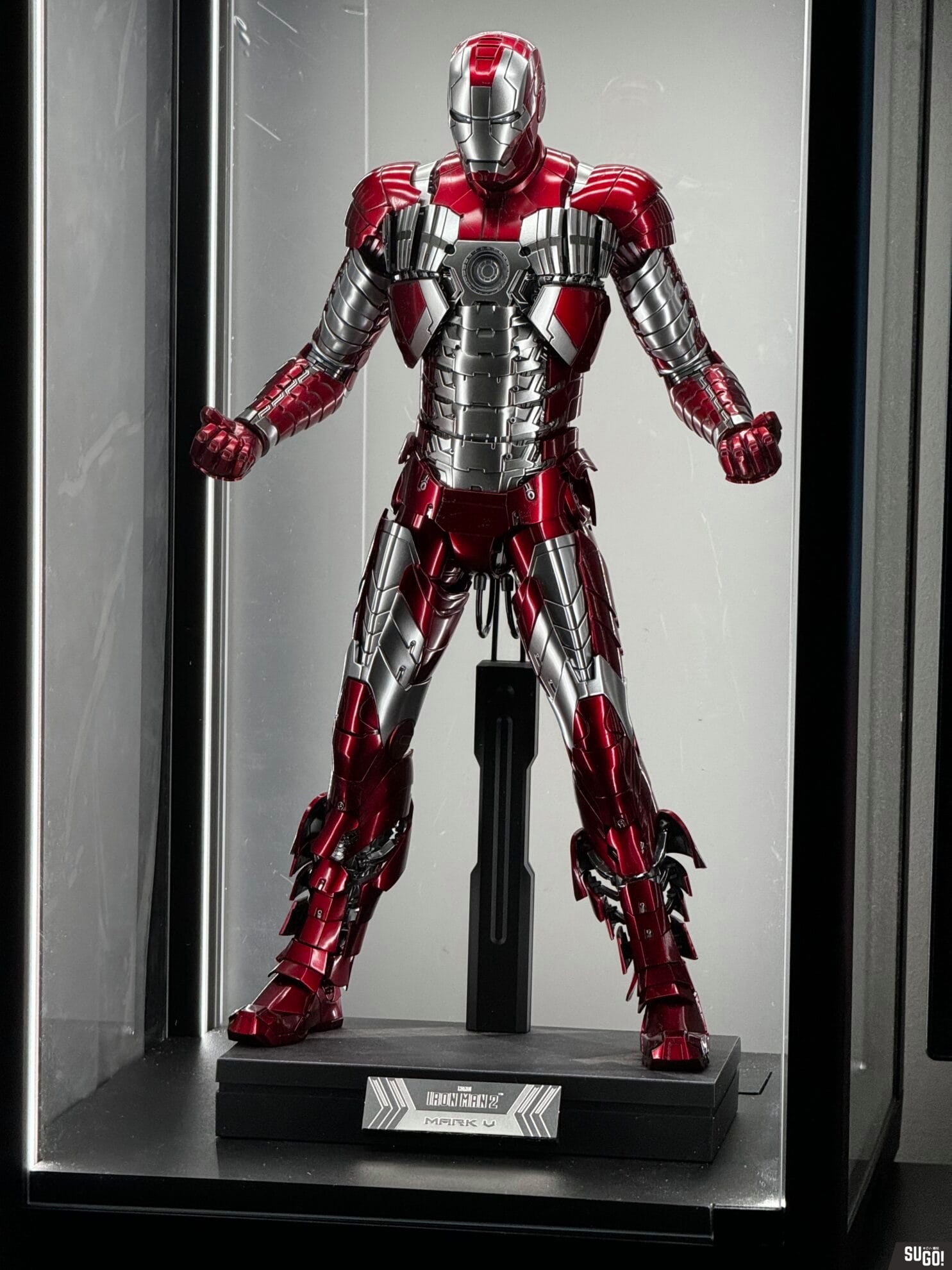Hot Toys Iron Man 2  Mark V (MK 5) Diecast 1/6 Action Figure MMS400D18 Reissue photo review