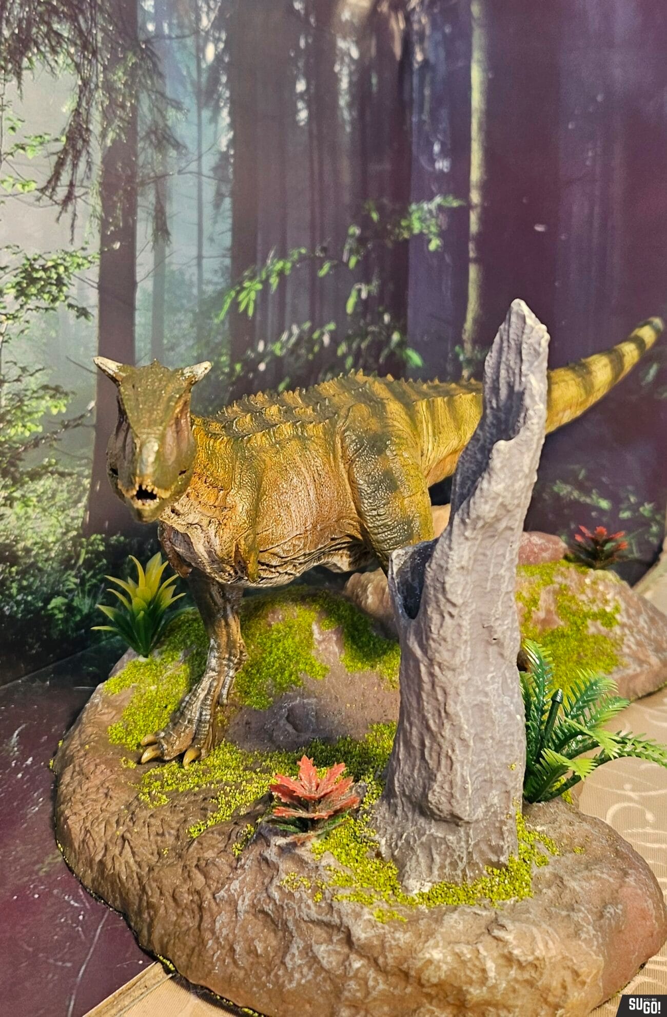 Nanmu Studio Jurassic Fanatic Series Ranger Green Ver. Dinosaur Model photo review