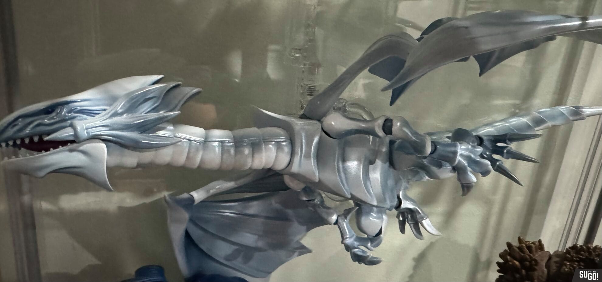 Bandai Spirits Yu-Gi-Oh! Duel Monsters S.H.MonsterArts Blue-Eyes White Dragon Action Figure photo review