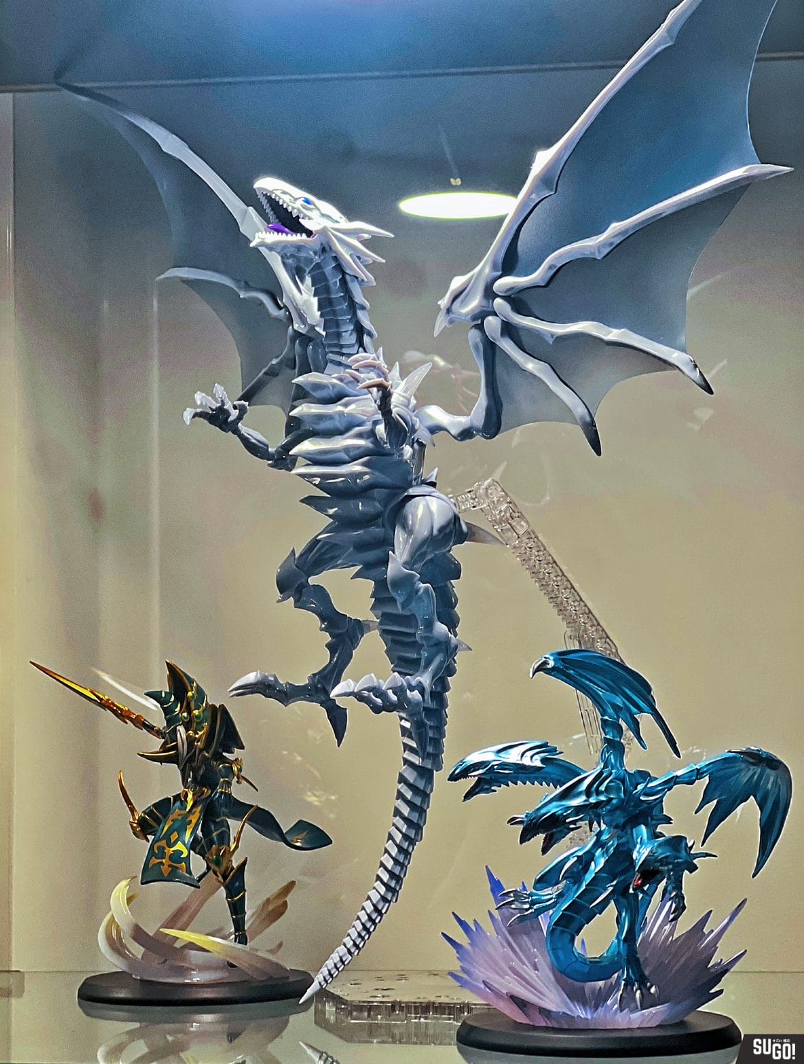Bandai Figure-rise Standard Amplified Blue-Eyes White Dragon (Yu-Gi-Oh!) Model Kit photo review