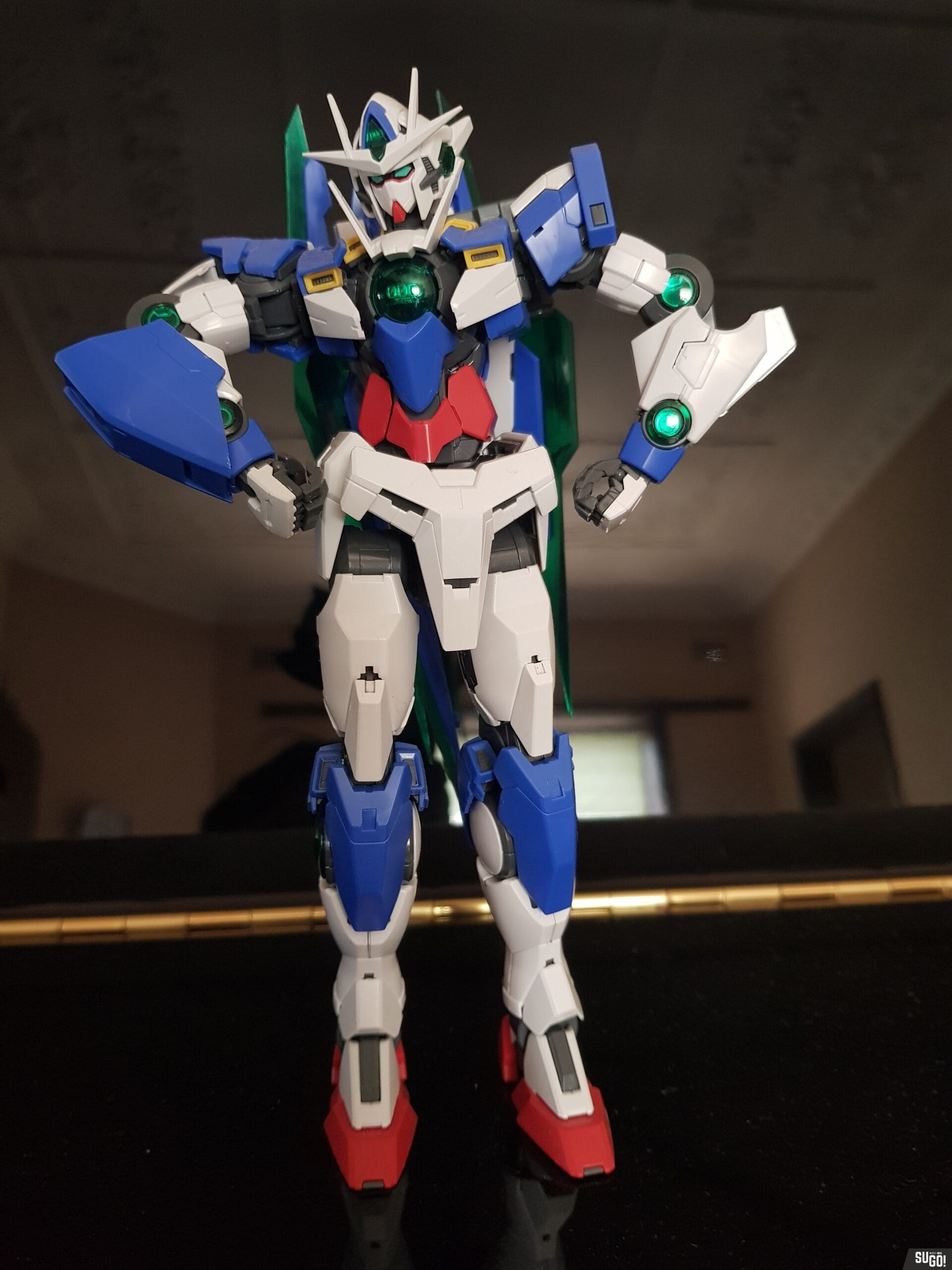 Bandai MG Gundam 00 QAN[T] 1/100 Model Kit photo review