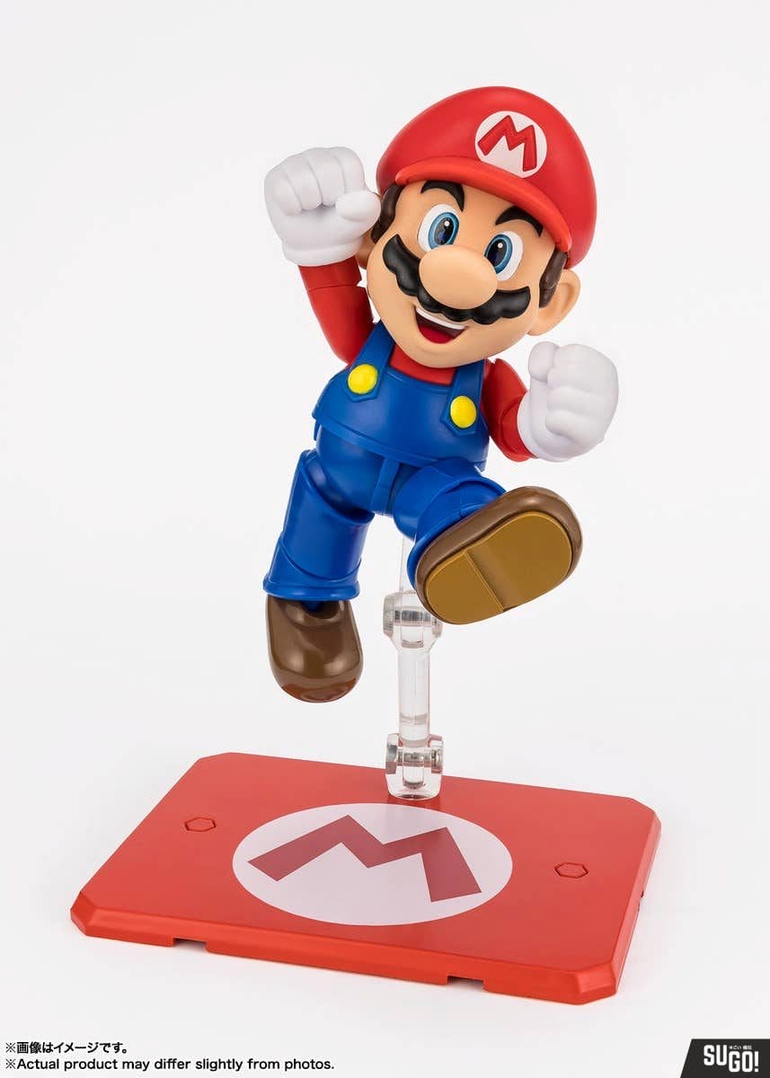 Bandai S.H.Figuarts Mario (SUPER MARIO) Action Figure